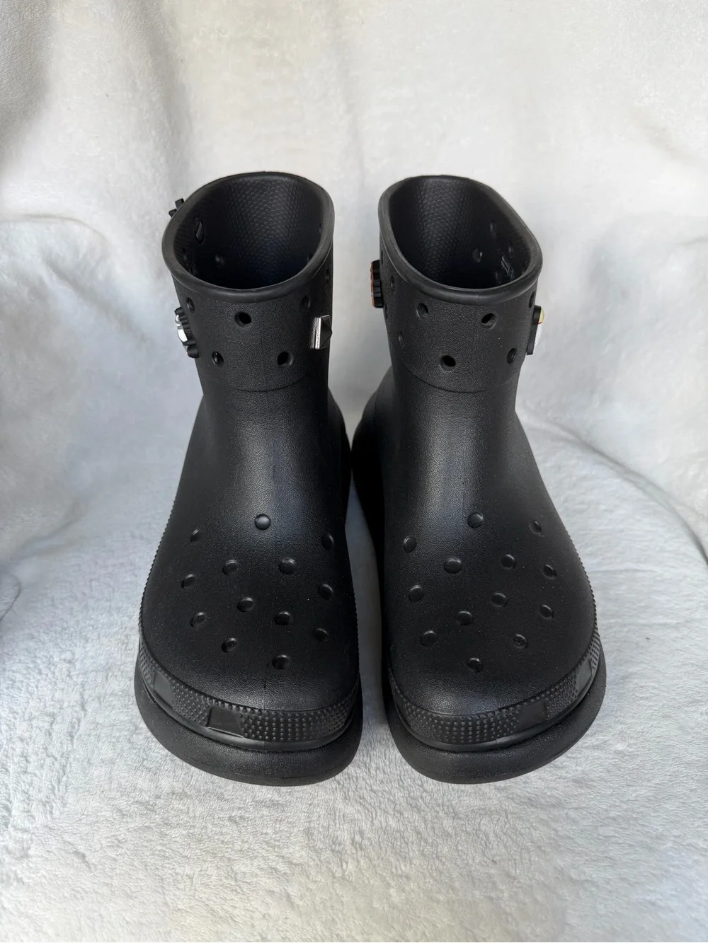 Crocs Unisex Crush Ankle Boots M6 / W 8 With Charms